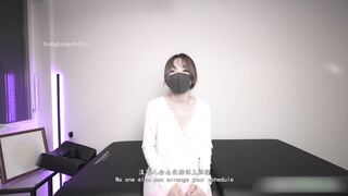 玩偶姐姐『hongkongdoll』《她的秘密3》淫乱护士