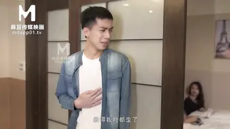 笨贼误闯阴道内部