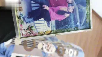 岳母乱伦-女婿边操丈母娘，边跟媳妇打电话，这么老的逼都吃的下去，年轻人不简单