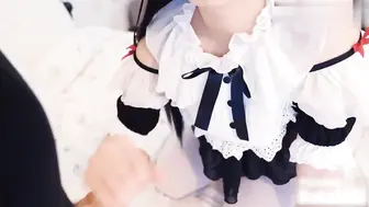 萝莉妹妹穿着情趣cos装备后入猛干