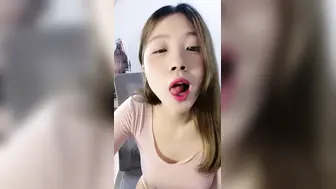 萝莉控福利！自拍少女粉嫩嫩超诱惑 干死我吧！ 少女母狗干货满满