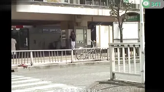 π341 长腿美女露出调教！在陌生人面前全裸做爱！